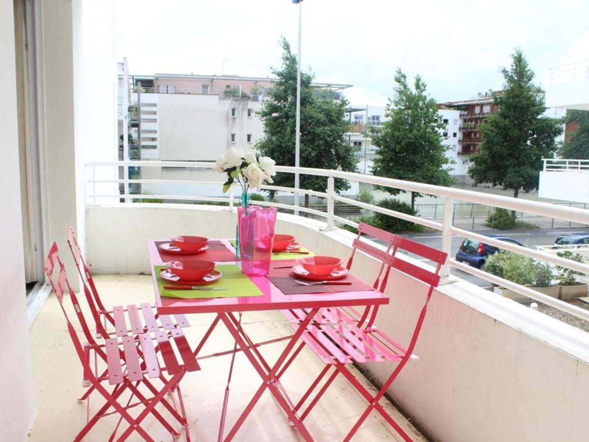 Appartement 2 Pieces Avec Balcon, Parking Et Piscine, La Rochelle - Fr-1-246-11 Exterior foto